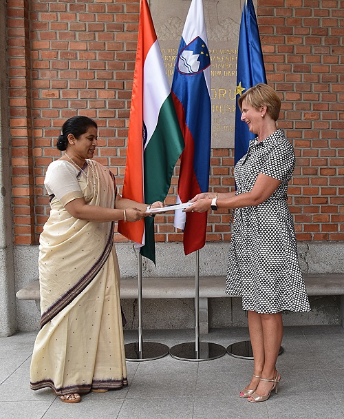 Ambassador-Designate Ms. Namrata S. Kumar presents copy of credentials to Ms. Nataša Prah, Head of Diplomatic Protocol, Republic of Slovenia